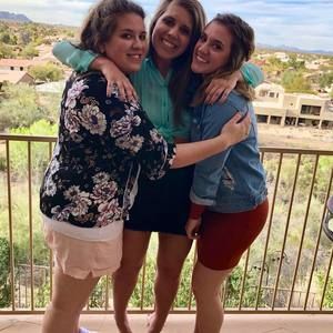 Meet your Posher, Nicole